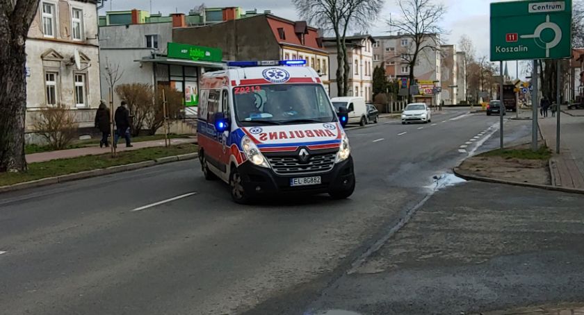 Sygnalizacja świetlna przy szpitalu 
