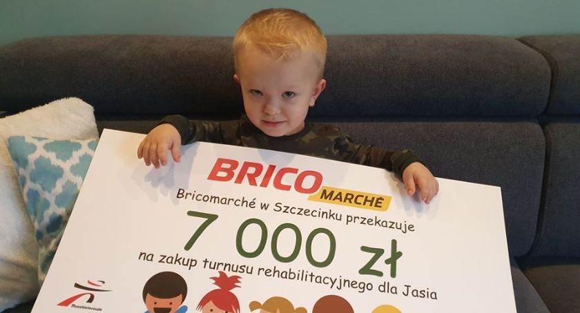Bricomarche w Szczecinku pomaga Jasiowi. Zebrano 7 tysięcy zł na turnus rehabilitacyjny!