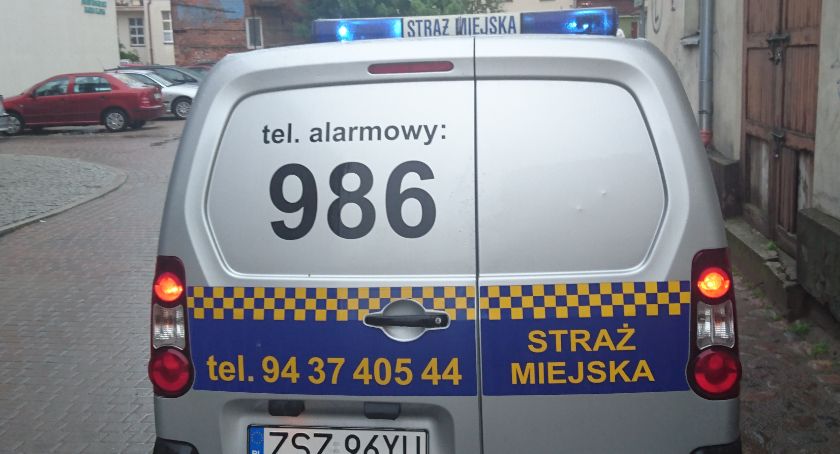 Czy bycie strażnikiem miejskim to dobre zajęcie? Zarobki nie powalają