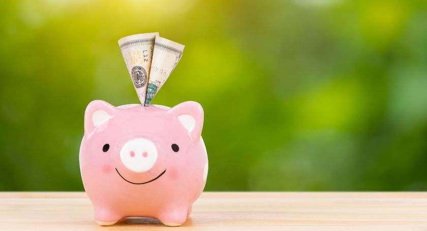 Jak porównywać konta oszczędnościowe, aby wybrać najlepsze?
