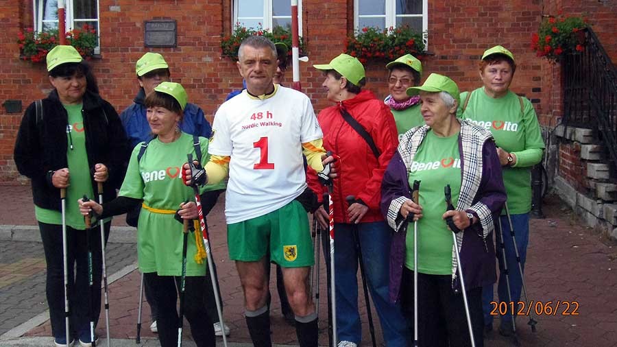 Ruszył ekstremalny marsz Nordic Walking