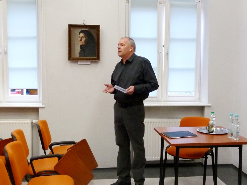„Kamień wystrzelony z procy” przez Henryka Wrożyńskiego 