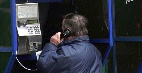 Jest 36, będzie 19. W Szczecinku budki telefoniczne odchodzą w niebyt