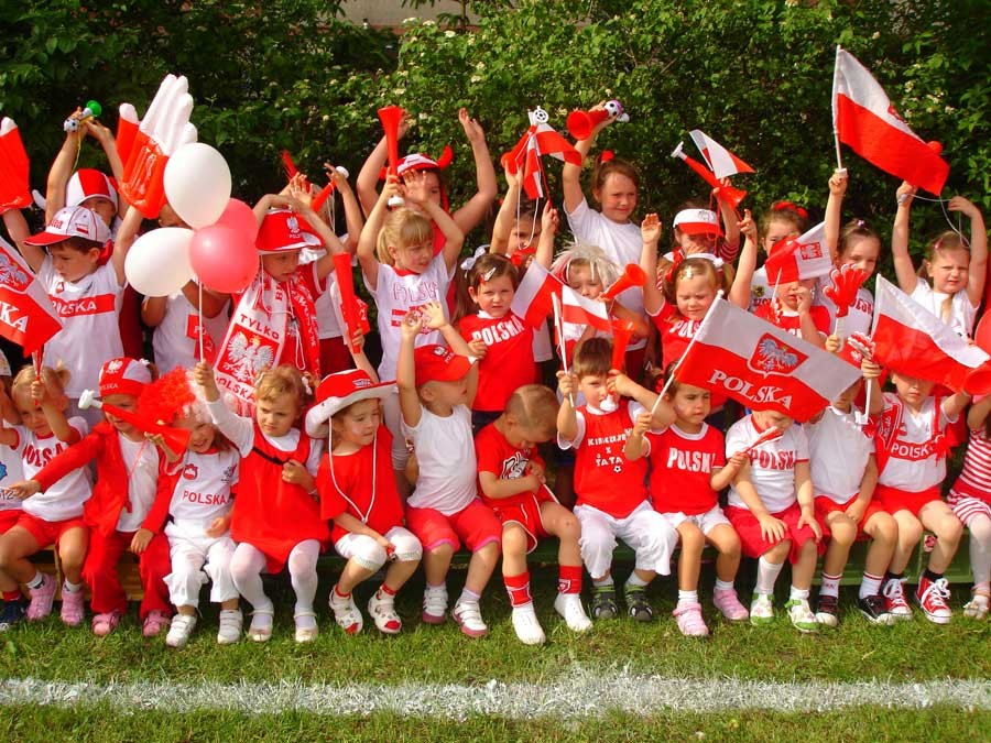 Przedszkolaki z „Nutki” mają własny hymn na EURO