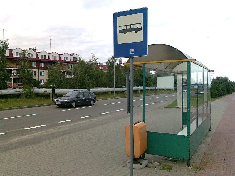 Nie czekaj na autobus, są wakacje