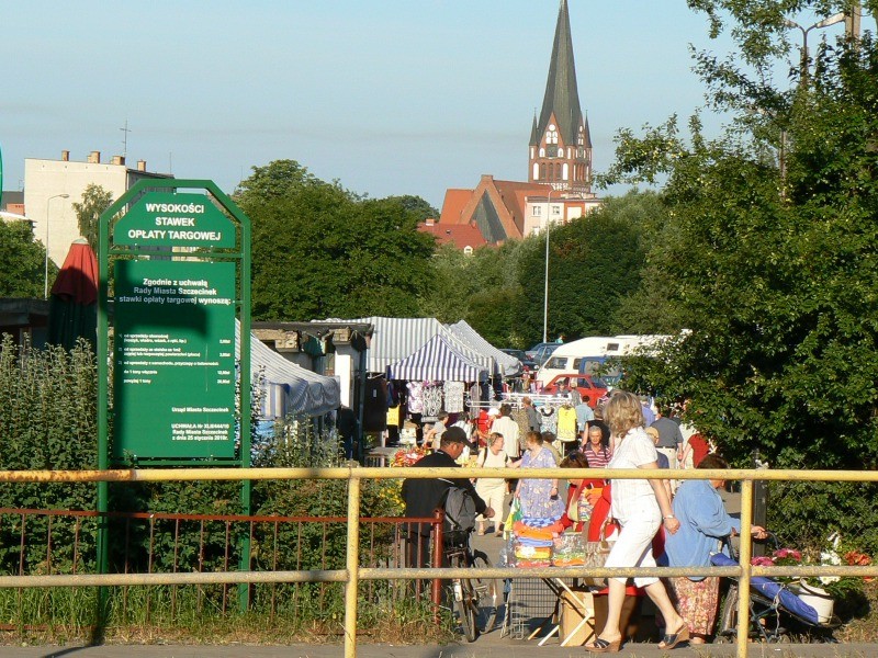 Czy targowisko przy ul. Cieślaka zostanie zamknięte?