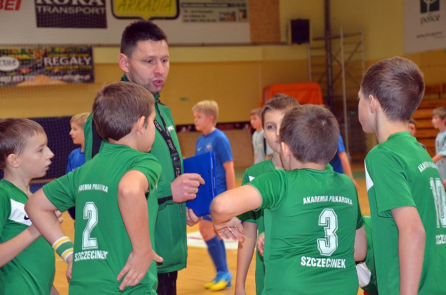 Piłka halowa: Nasi z różnym skutkiem
