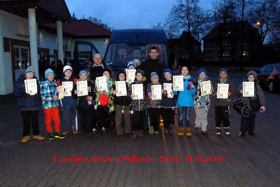Młodzi akademicy na obozie sportowym w Podczelu 