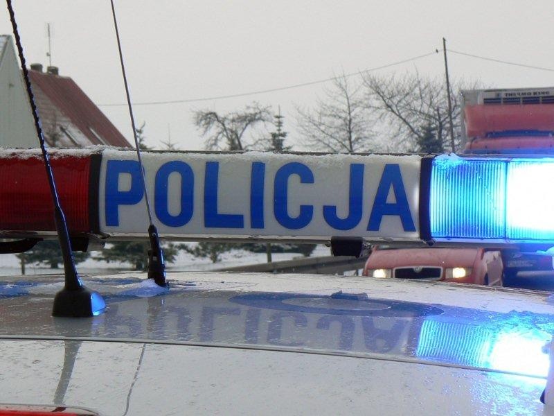 Znużony rabuś zasnął na zapleczu sklepu. Najpierw go ograbił