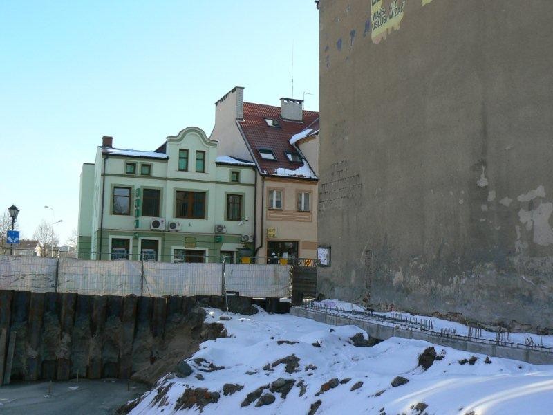 Pęknięcia kontrolowane. Nie wiadomo co dalej