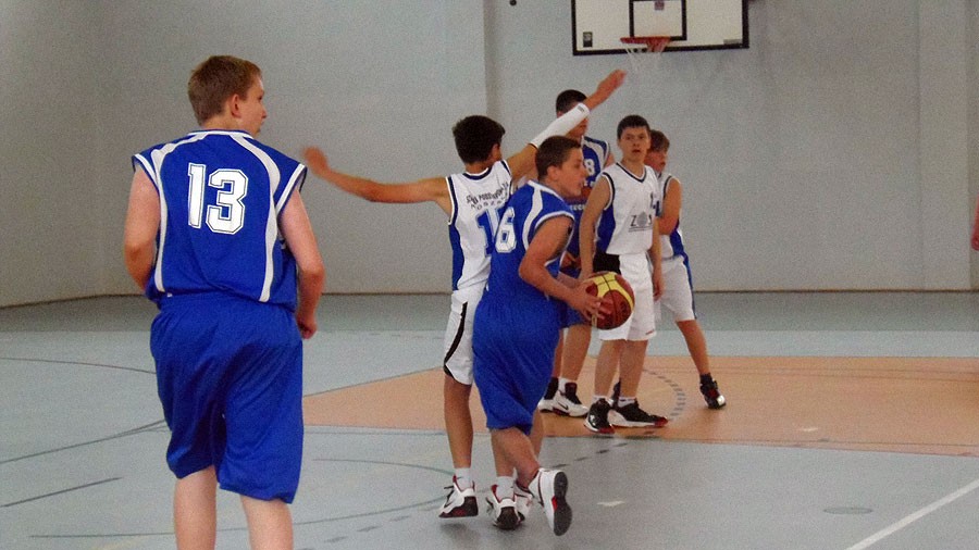 Koszykówka: Dwie wysokie wygrane młodzików Emet Basket