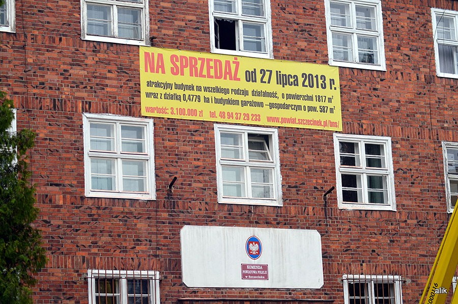 Komenda policji na sprzedaż