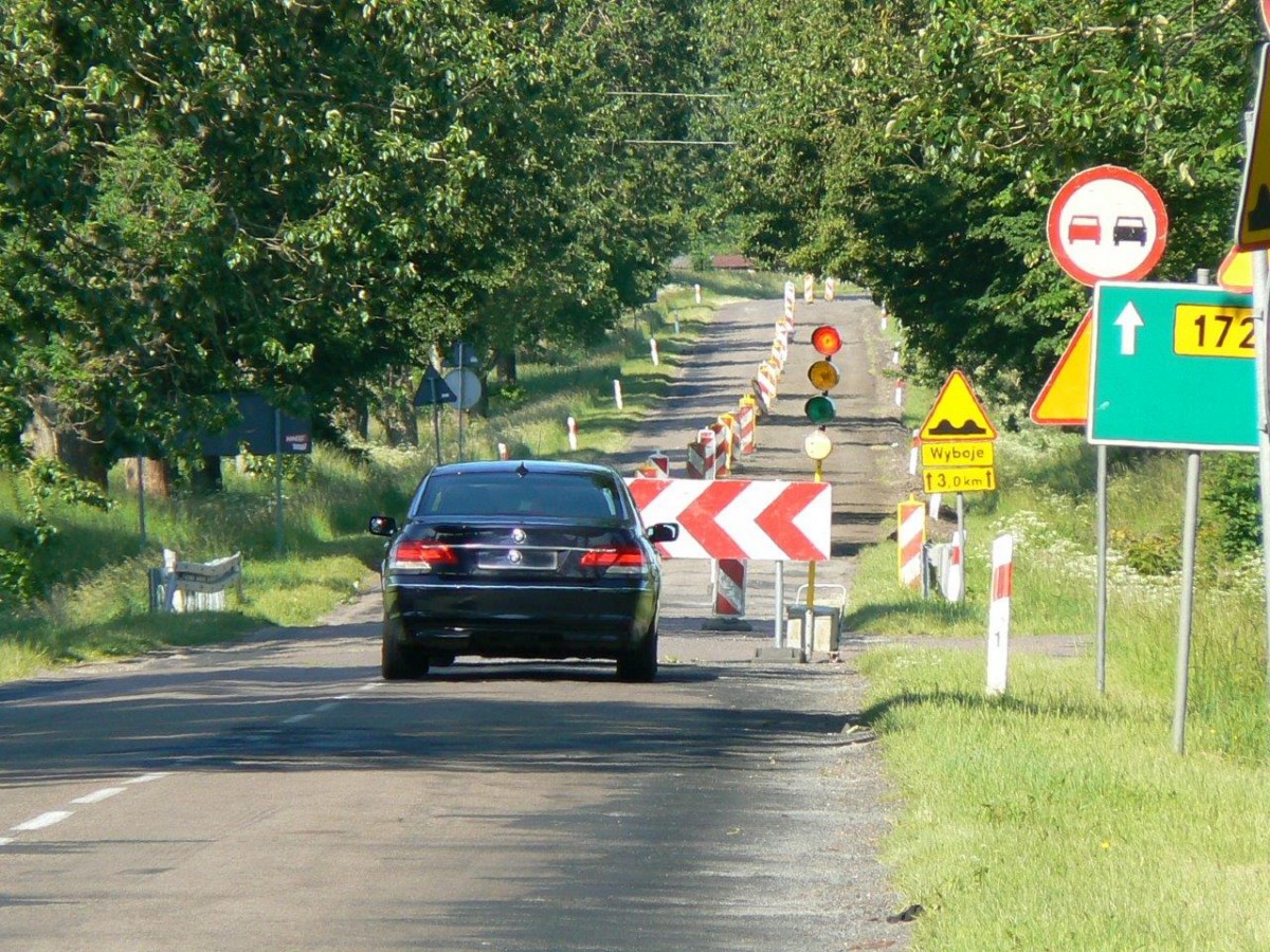 Lifting dziurawej drogi 172