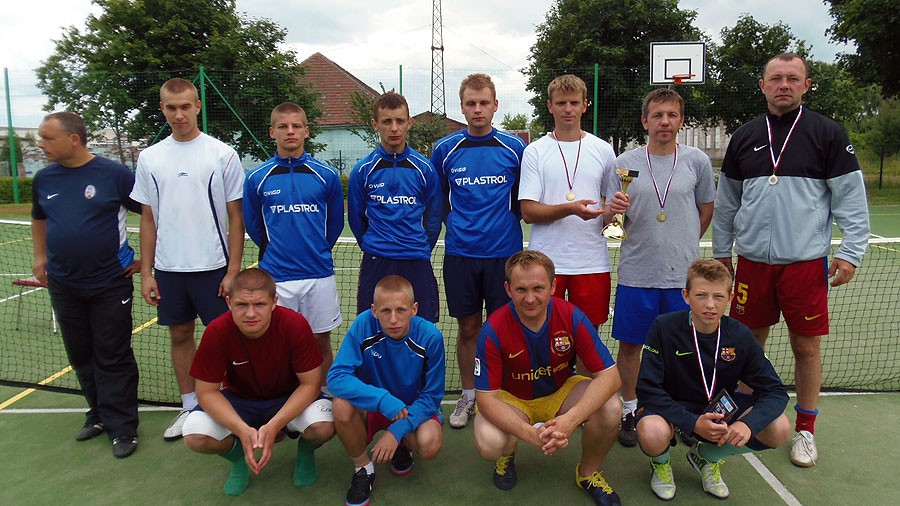 Zagrali w siatkonogę (futnet)  