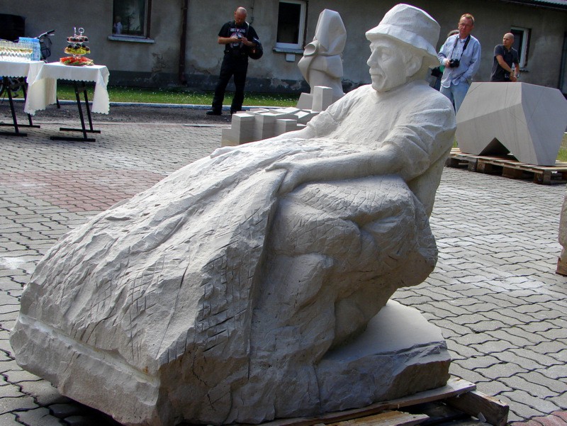Nowe rzeźby dla Szczecinka