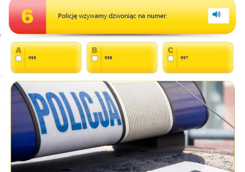 Dzieci w Klubie Bezpiecznego Puchatka