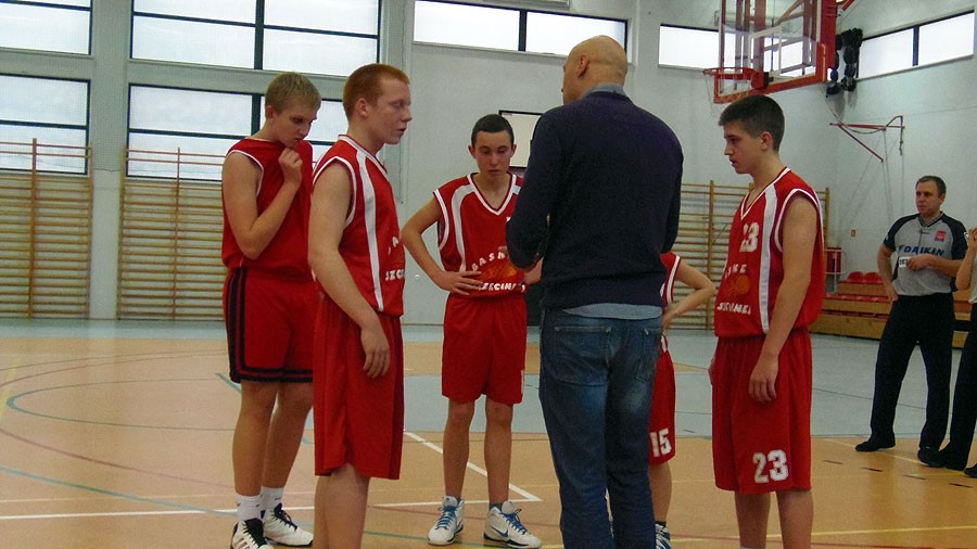Emet Basket przegrał w Szczecinie