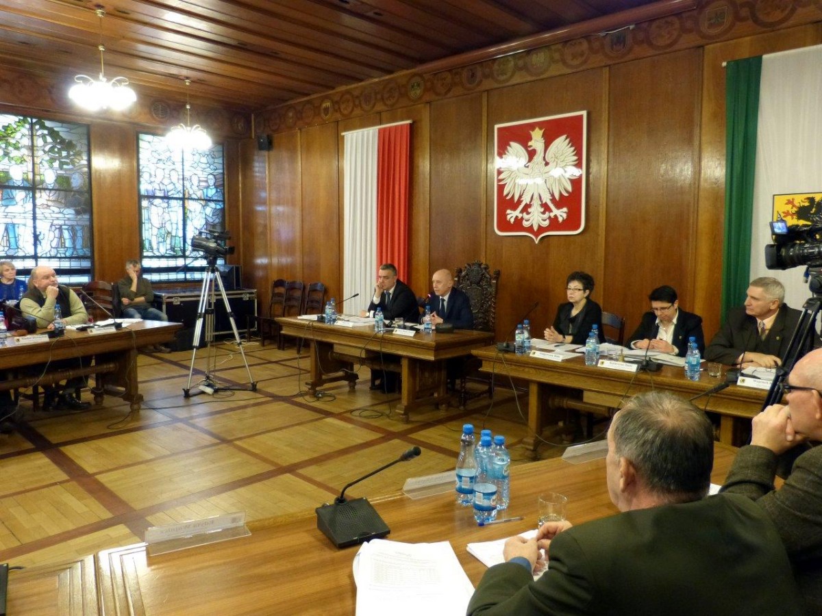 Budżet 2014: Dochody 122 mln zł, wydatki 123,5 mln zł