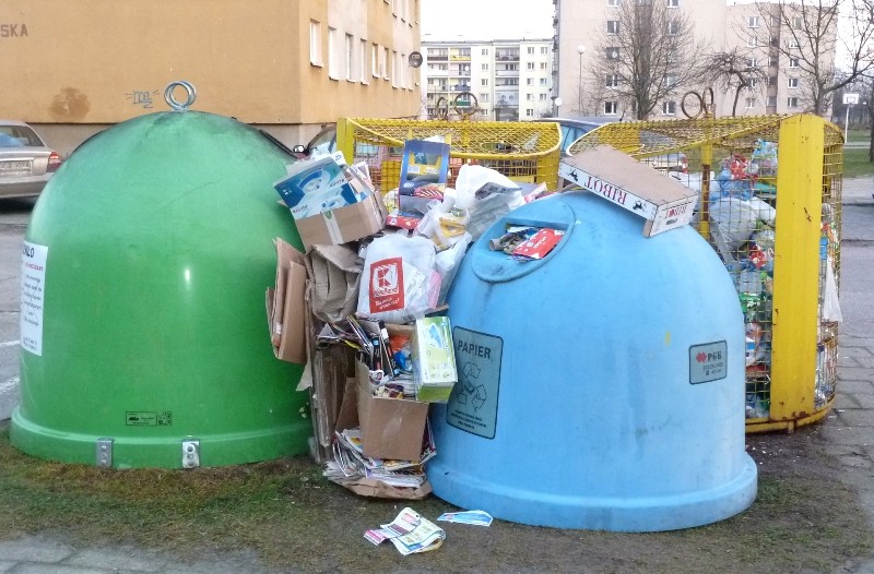 Śmieci zbierane na dwie zmiany