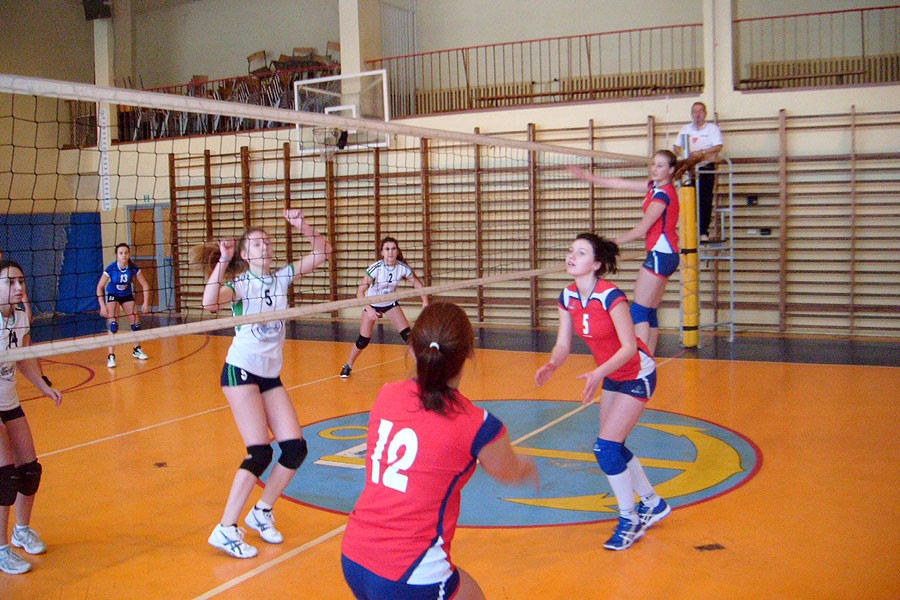 MKS Volley rozgromił Stocznię