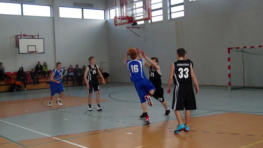 Basket nie dał się zbombardować