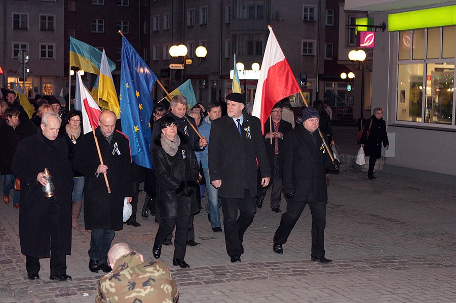 „Solidarni z Ukrainą”. Marsz Milczenia ulicami Szczecinka