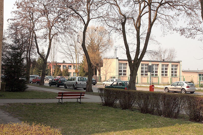 Stary Szczecinek: Tysiąc szkół na tysiąclecie