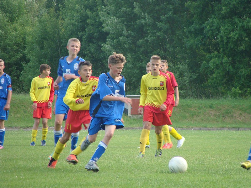 Barwice zwyciężają w Bobolicach