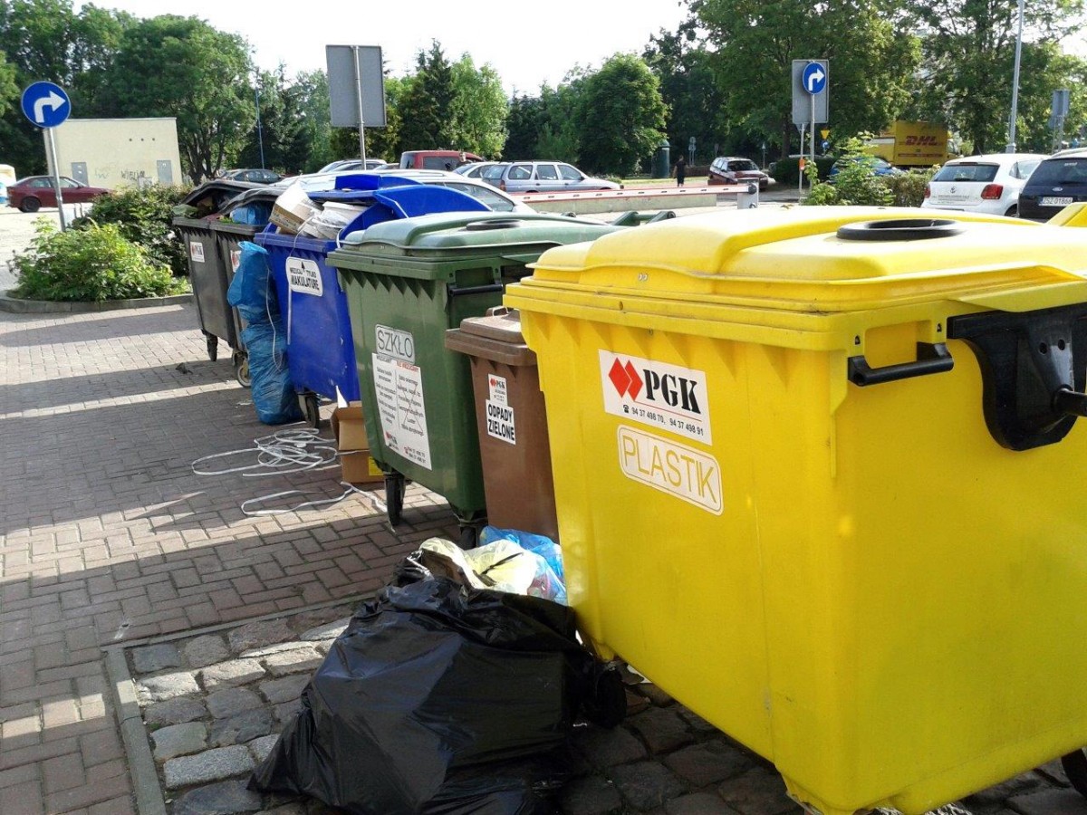 Przetarg na odbiór odpadów unieważniony. Miasto nie da tyle ile chce PGK