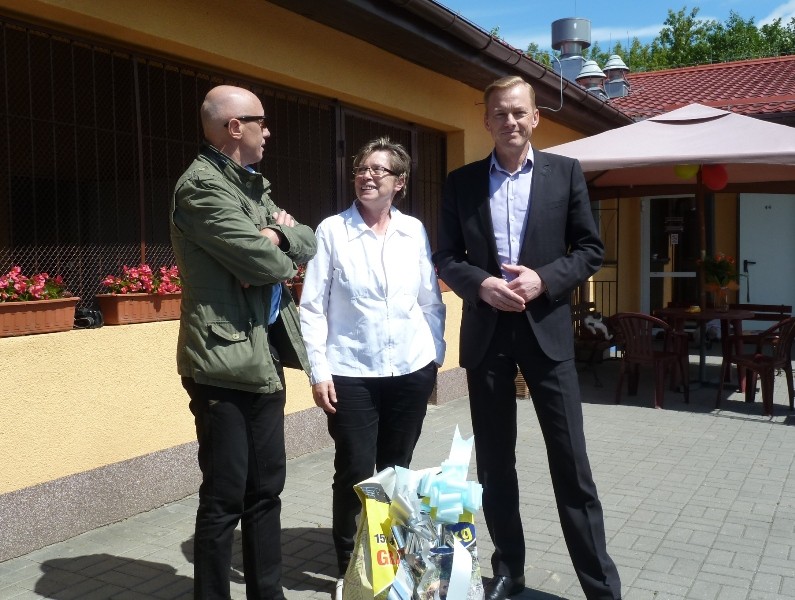 Szczecineckie schronisko ma już 5 lat. Burmistrz i poseł wpadli z życzeniami