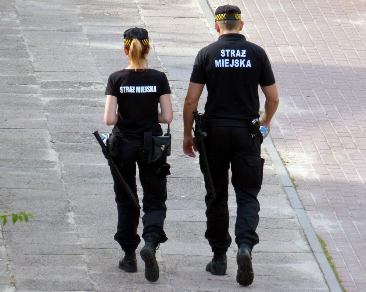 16-latka z 2 promilami i pijane 