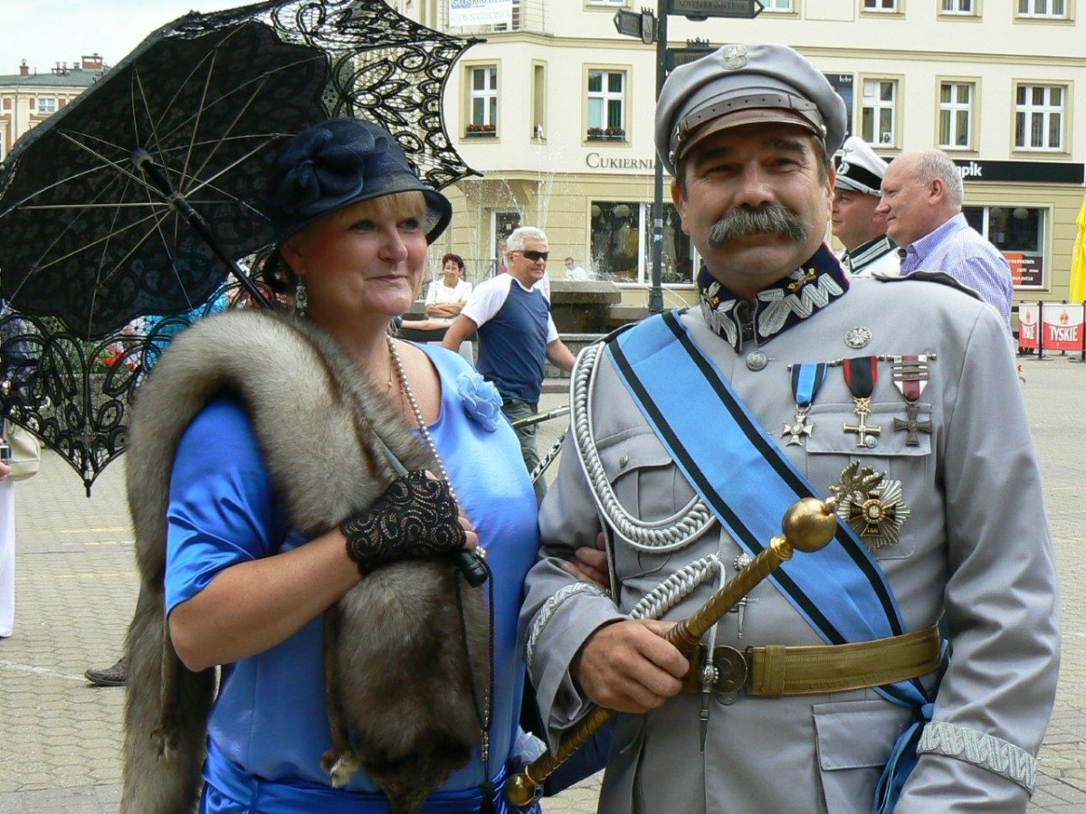 Wszystkie (prawie) armie świata na placu Wolności