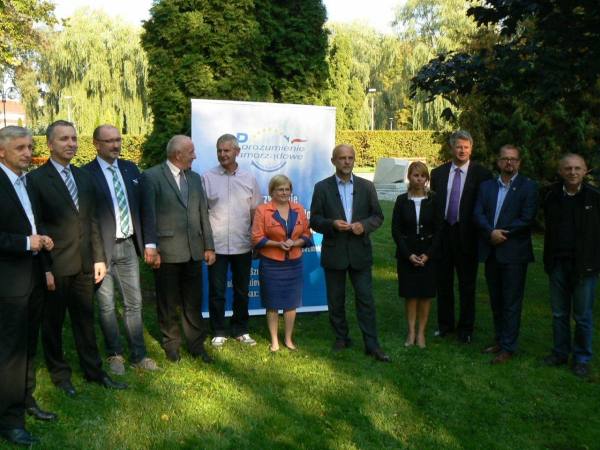 Ugrupowanie starosty Krzysztofa Lisa odsłoniło karty wyborcze
