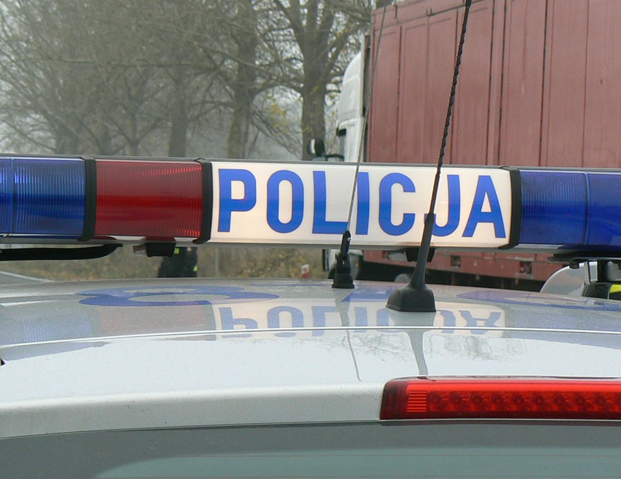 Ucieczka ze szpitala, kopnięty strażnik, okradziony kurier i dentysta, śmierć na drodze. Rekord tygo
