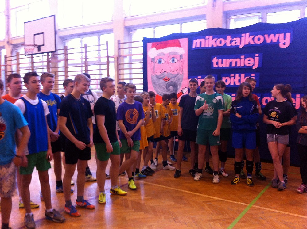 Sportowe Mikołajki w Gimnazjum Nr1