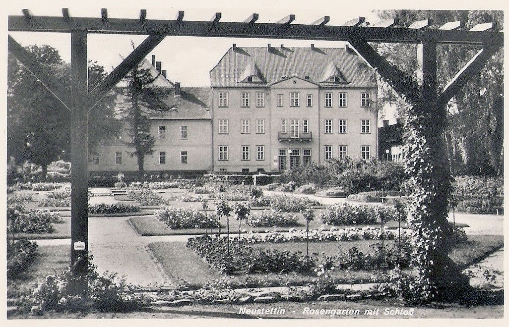 Stary Szczecinek: Ogród Różany