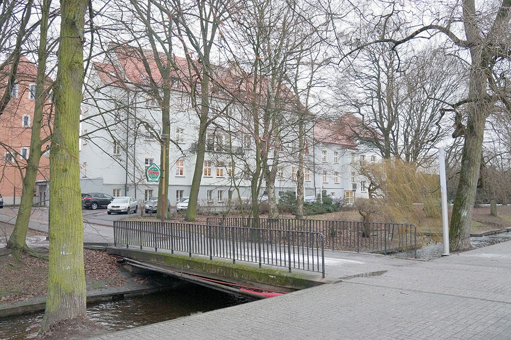 Stary Szczecinek: Zamek od strony Niezdobnej