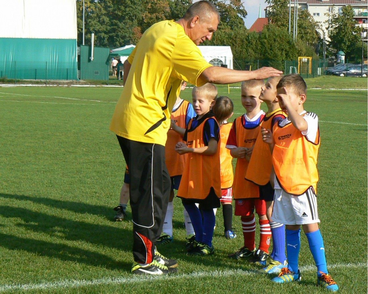 Akademia Piłkarska ogłasza nabór do drużyn 2002 i 2003
