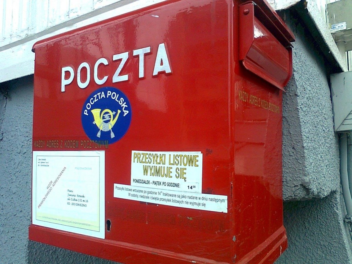 Listonosz i gazownik w jednym. Odda list i spisze licznik