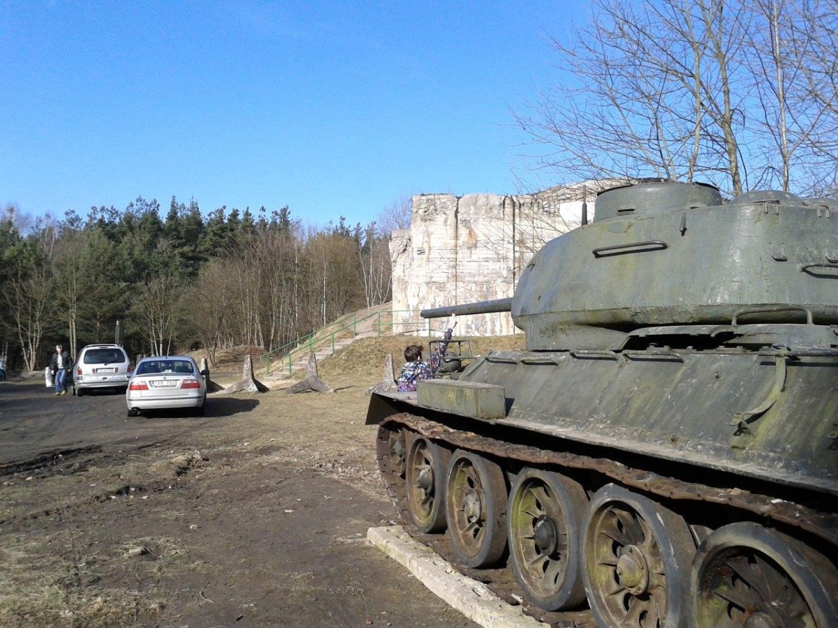 Czołg, armaty i bunkier już są atrakcją. Muzeum otworzy się w maju