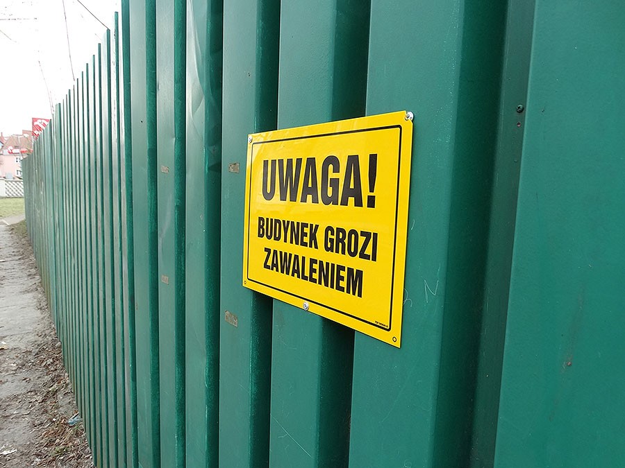 Budowlańcy budują, nadzór pilnuje