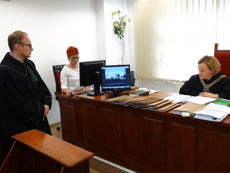 Proces z Kronospanem: Wyrok będzie w kwietniu