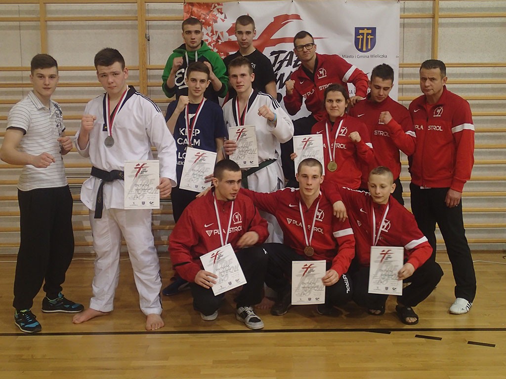 Nasi taekwondecy sześć razy na podium