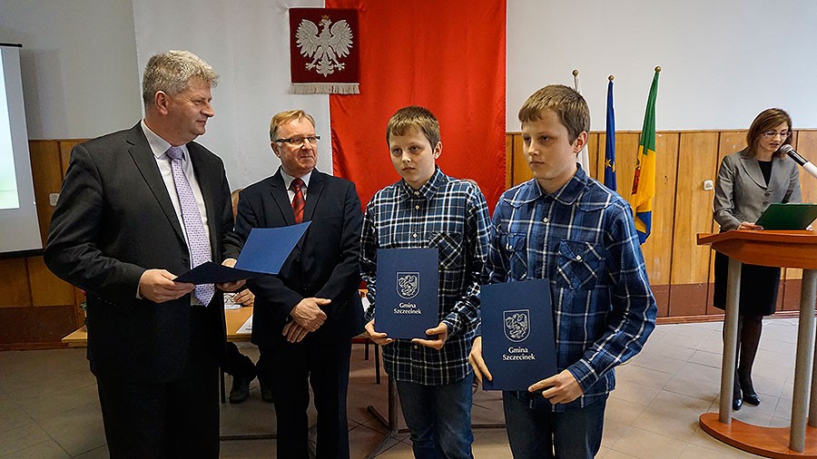 Stypendia wójta gminy Szczecinek wręczone uroczyście