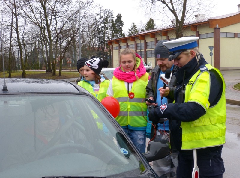 Zamiast mandatów dostali do zjedzenia cytrynę