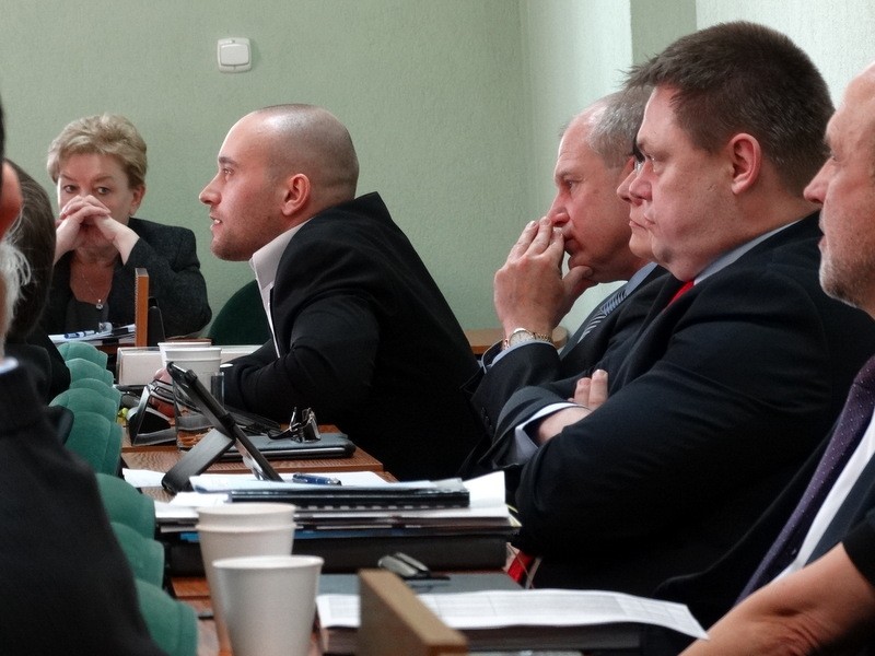 Terroryści na sali, czyli sesja rady powiatu