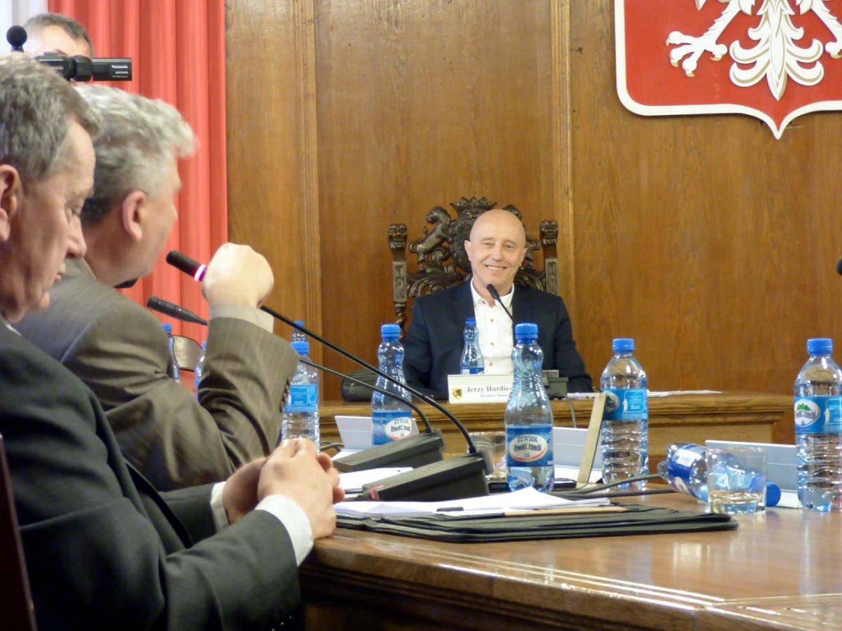 Padła idea referendum, a później radni się pokłócili – o wszystko
