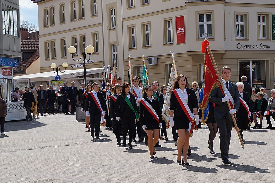 Przemówienia i kwiaty. 3 Maja w Szczecinku