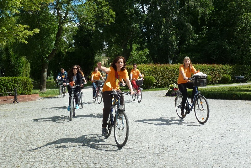 Plener, rower i książka… Kolejny rajd „Odjazdowych bibliotekarzy”