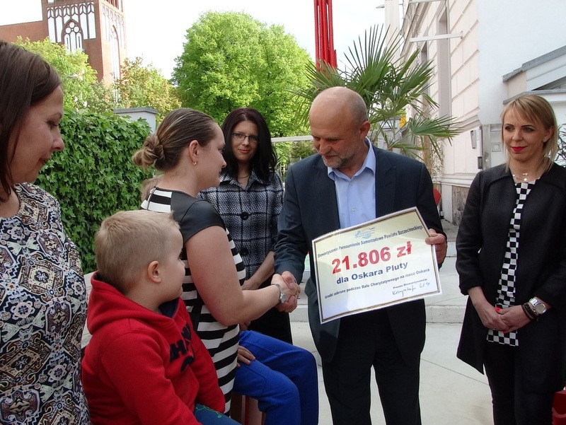 Oskar otrzymał pieniądze na leczenie